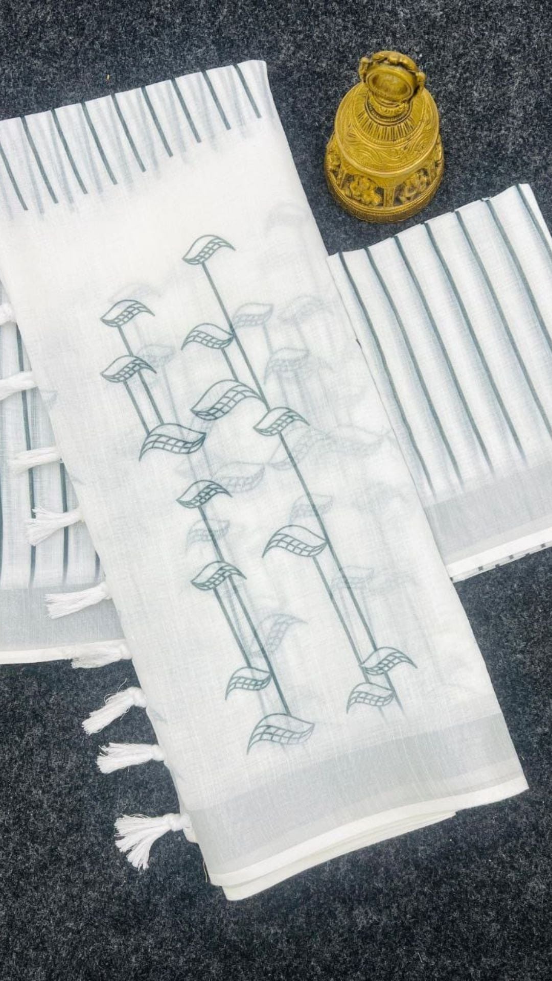 Off-White & Black Bird Print Linen Saree – Silver Zari Edition