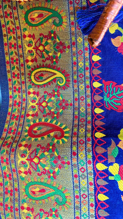 Elegant Floral Nevi Blue Meenakari Saree With Blause