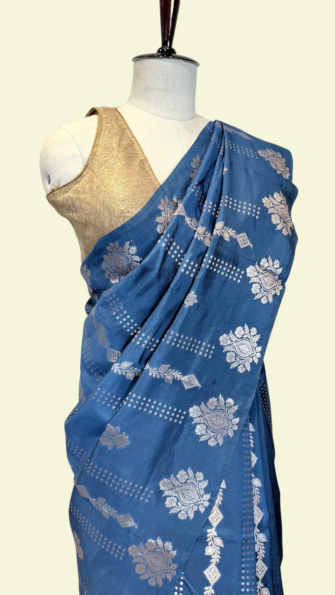 Blue Raw Mango Silk Saree with Silver Zari Floral Weaving