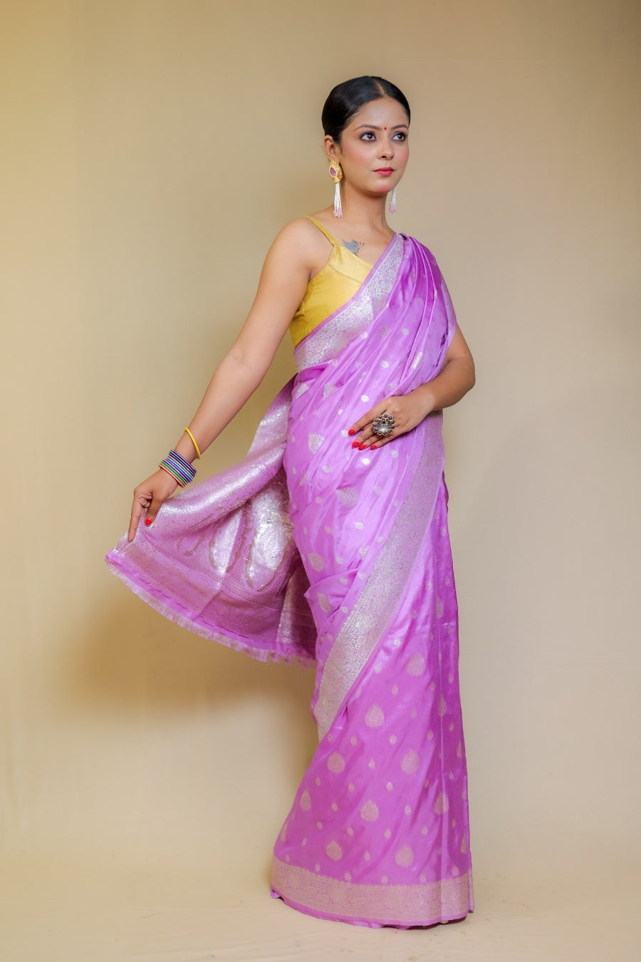 Exquisite Lilac Banarasi Italian Crepe Chinon Silk Saree