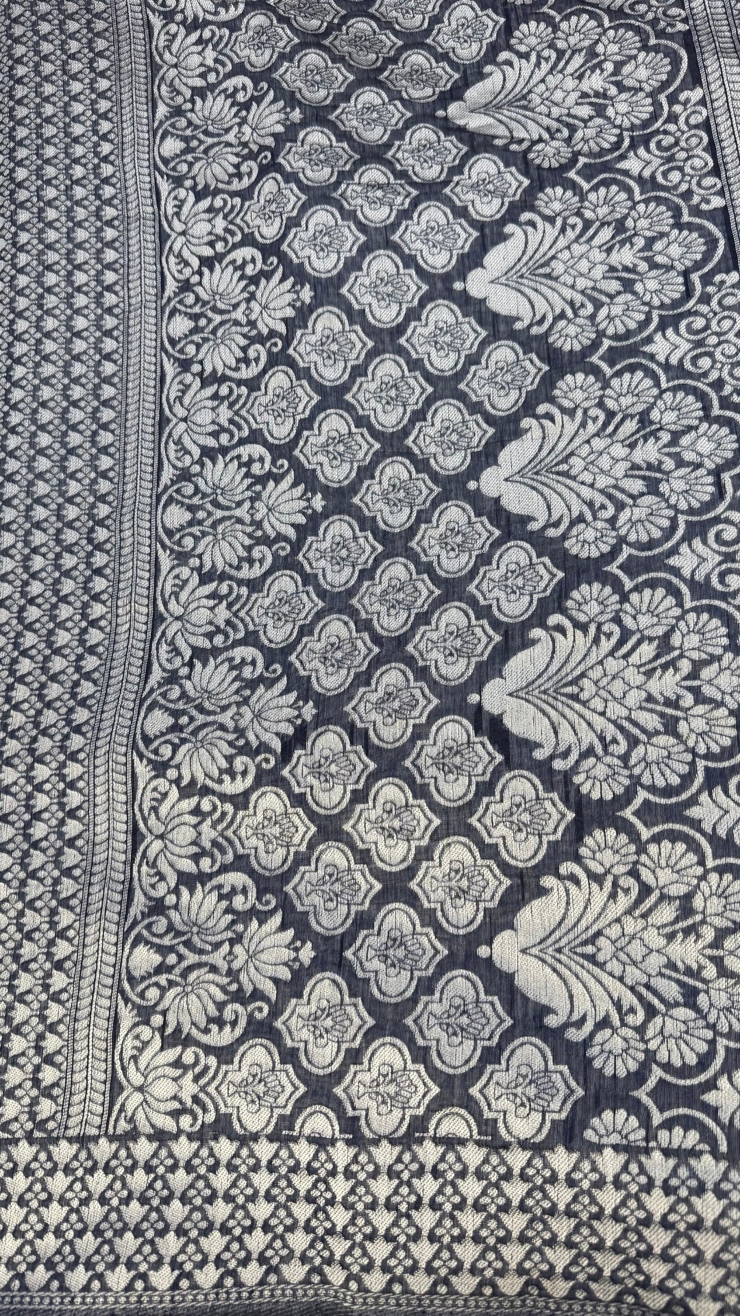 Banarashe Navy Blue & Cream Handloom Banarasi CottonsSaree with Dual Motifs