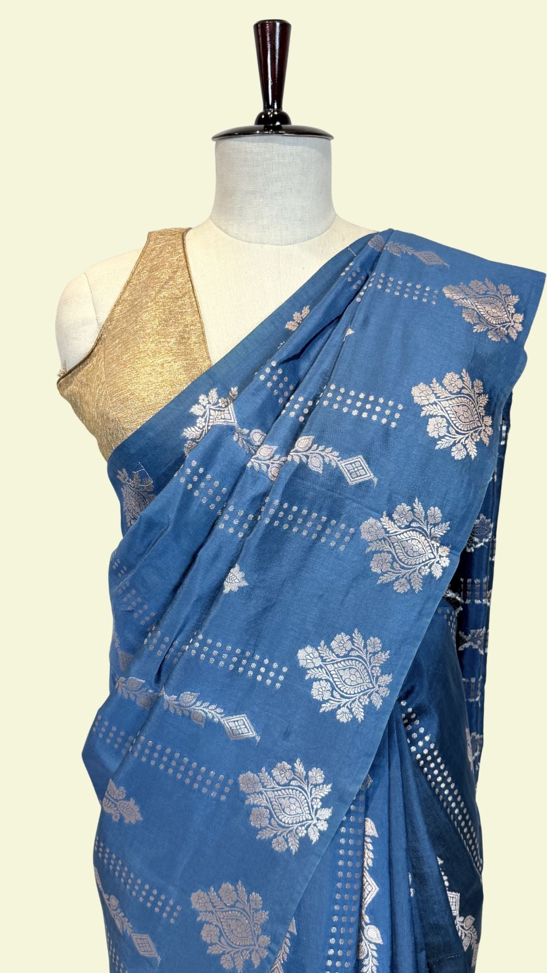 Blue Raw Mango Silk Saree with Silver Zari Floral Weaving