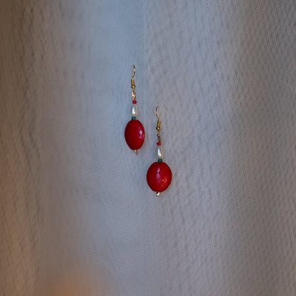 Glass Pearl & Red Acrylic Flat Shape Earrings – Diamond Pattern Design
