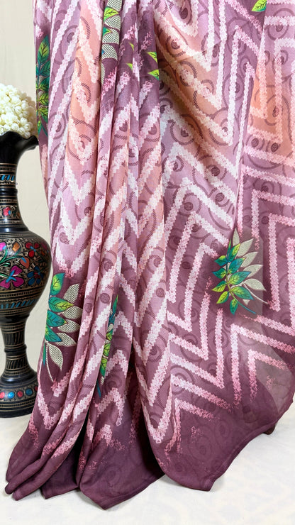 Trendy Mauve Zigzag Printed Georgette Saree with Floral Design & Blouse Piece – Lightweight Daily Wear Saree for Women
