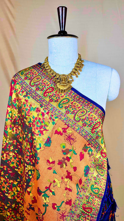Elegant Floral Nevi Blue Meenakari Saree With Blause