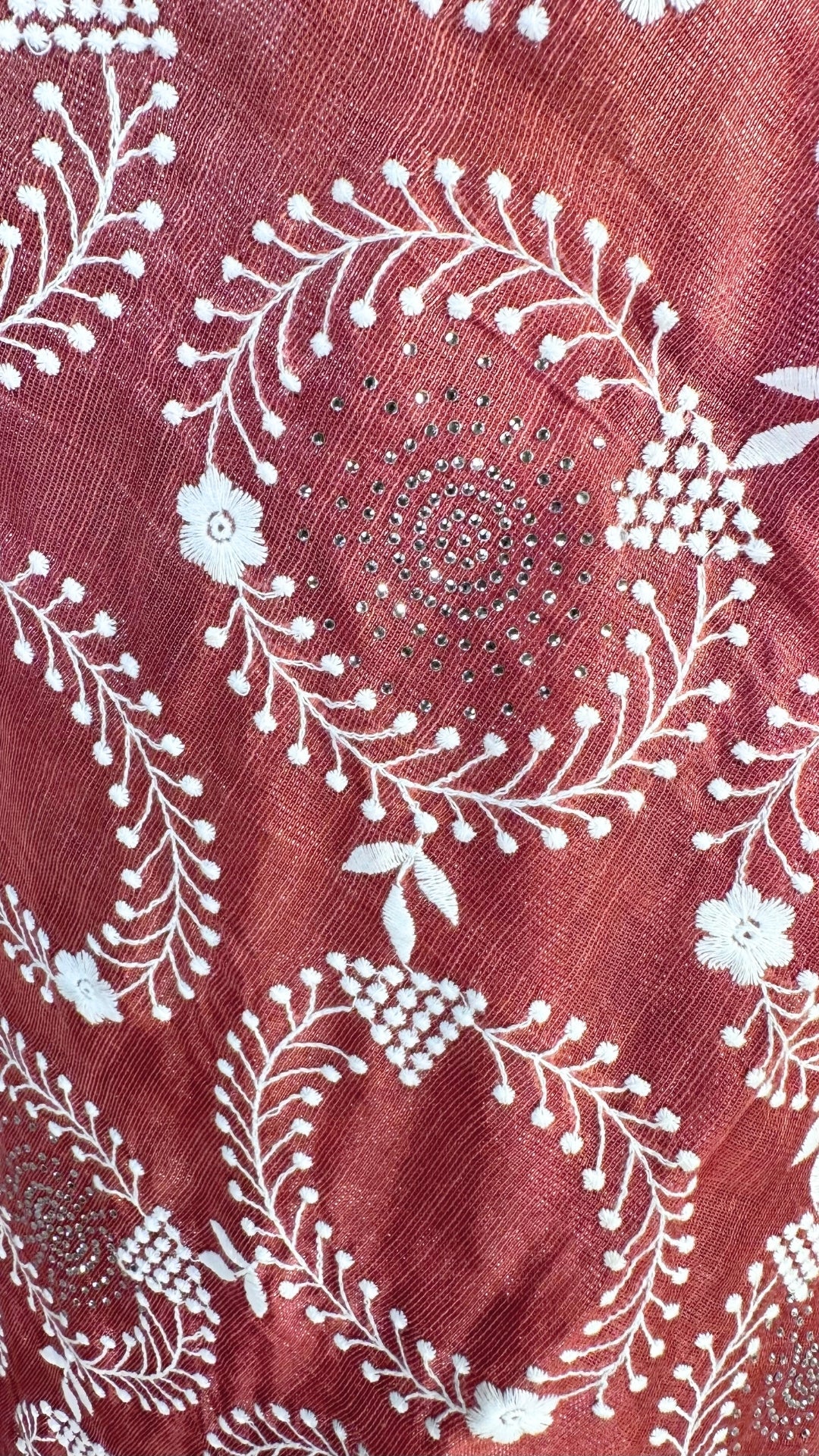 Elegant maroon tissue Saree with Embroidery border& Floral Motifs,
