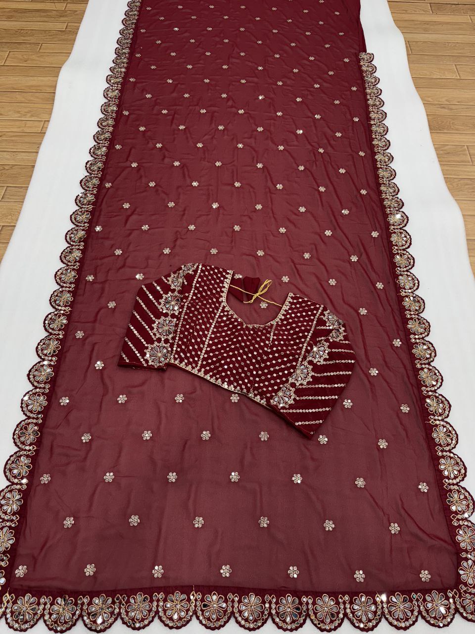 New Launching Bollywood BlockBuster Orignal Mirror Design