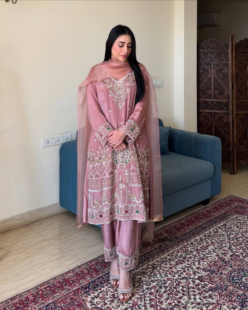 Exclusive Embroidered 3 Pices Pant Pair With Dupatta