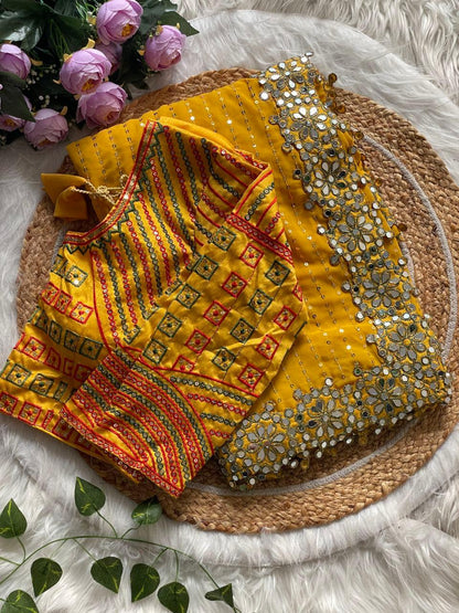 Bollywood Blockbuster Original Mirror Design Saree – Vibrant Yellow - Baranashe - Bollywood Blockbuster Original Mirror Design Saree – Vibrant Yellow