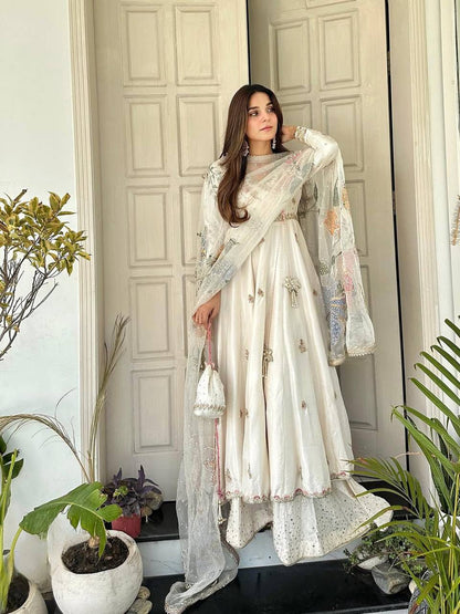 Elegant Chinon Gown Set with Embroidered Organza Dupatta