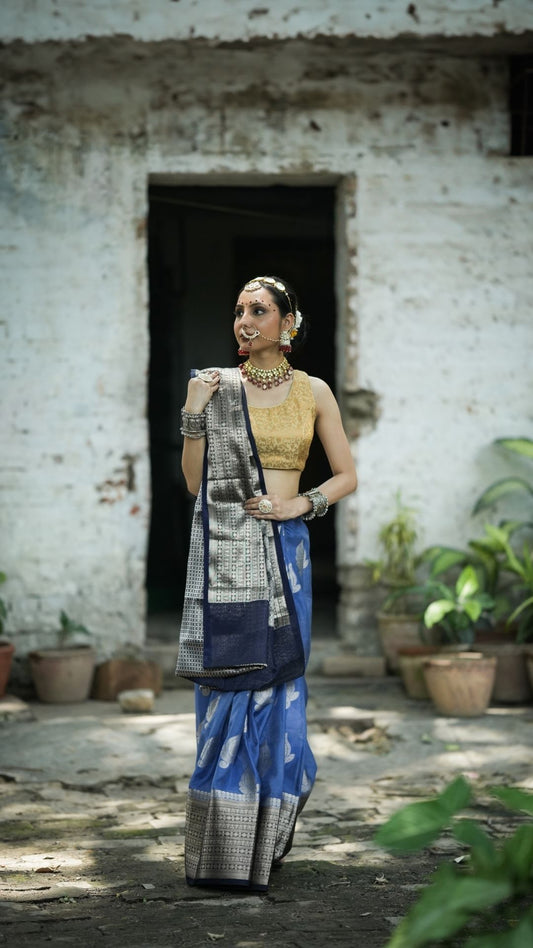Georgette Dyble Fabric Saree – Royal Blue with Silver Zari Scuet Border