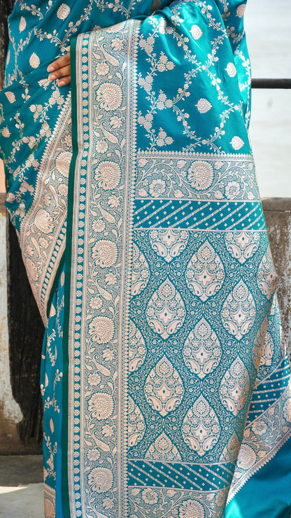 Aasmaani Blue Organza Banarasi Saree