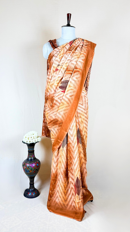 Geometric Print Banarasi Georgette Saree  (Brown)