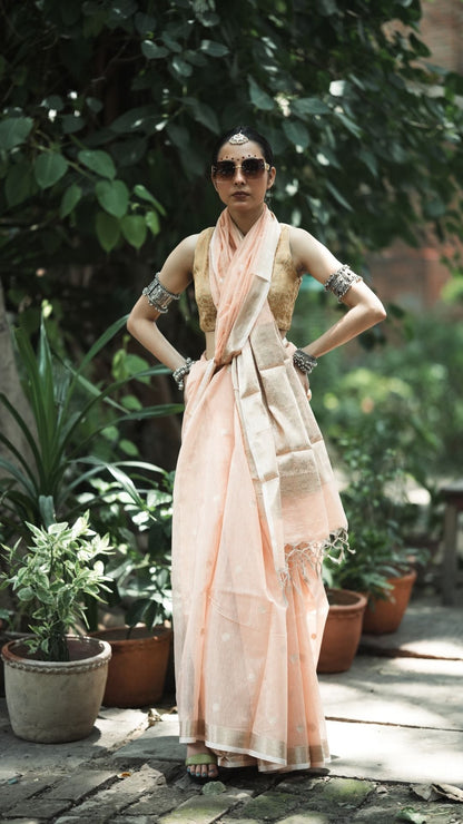 Nilen Cotton Tussar Zari Booti Saree – Soft Peach Elegance