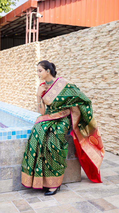 Mehendi Majesty Banarasi Silk Saree in Emerald Green & Rani Pink with Gold Zari Weave