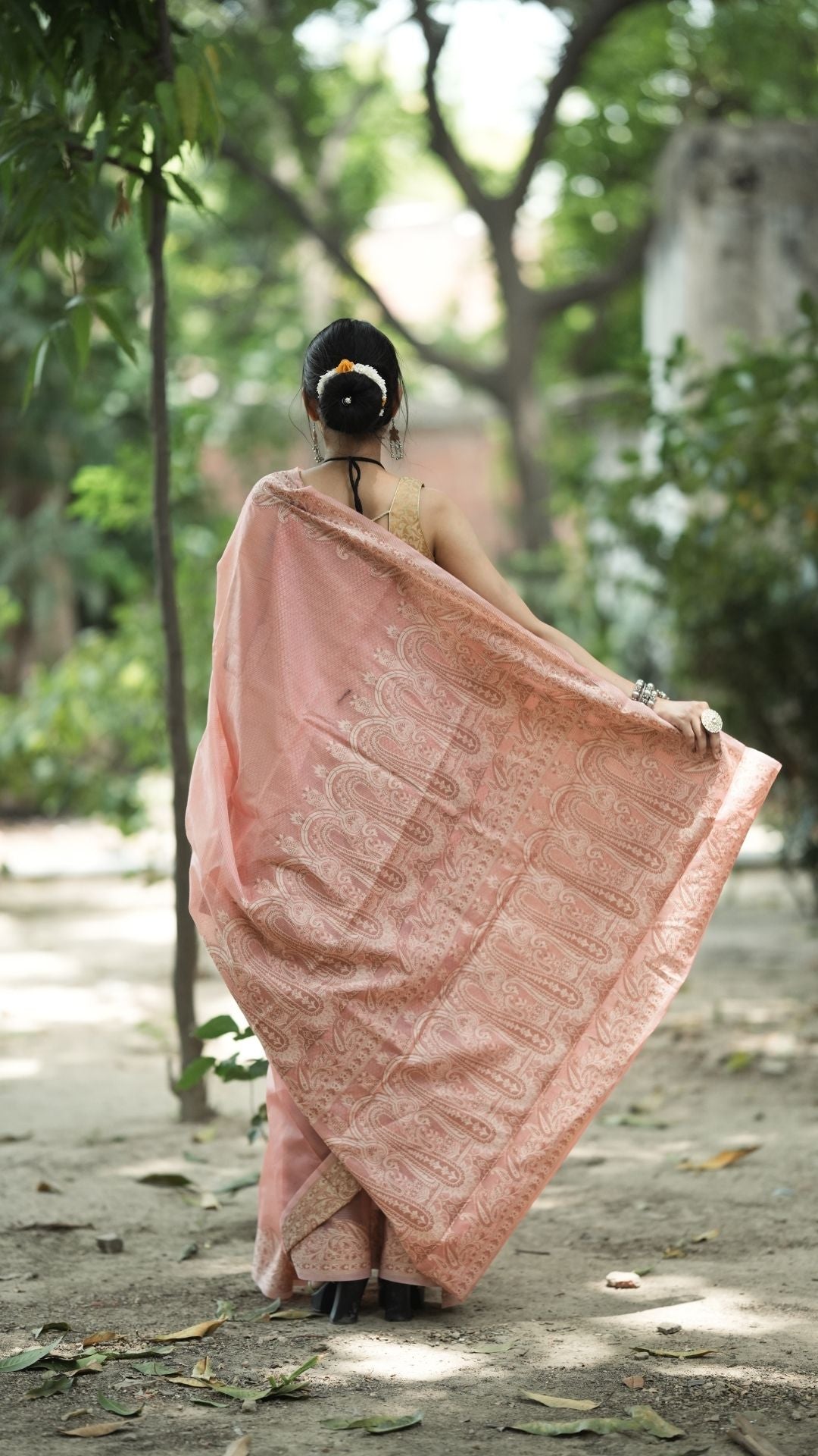 Cotton Check Super Net Resham Saree – Blush Pink Elegance