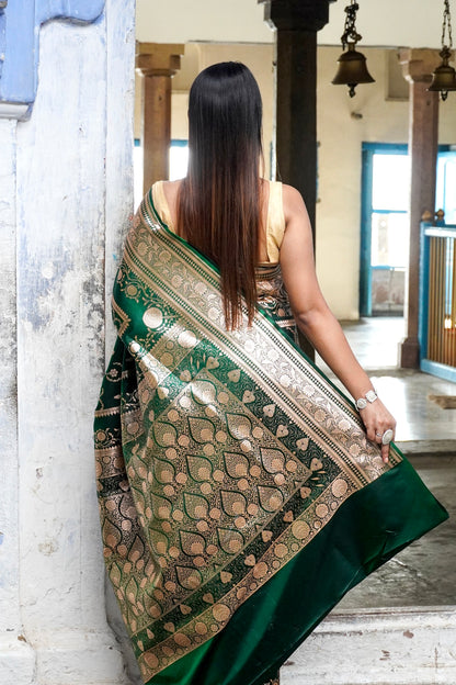 Emerald Grace – Royal Green Banarasi Saree with Elegant Silver Border