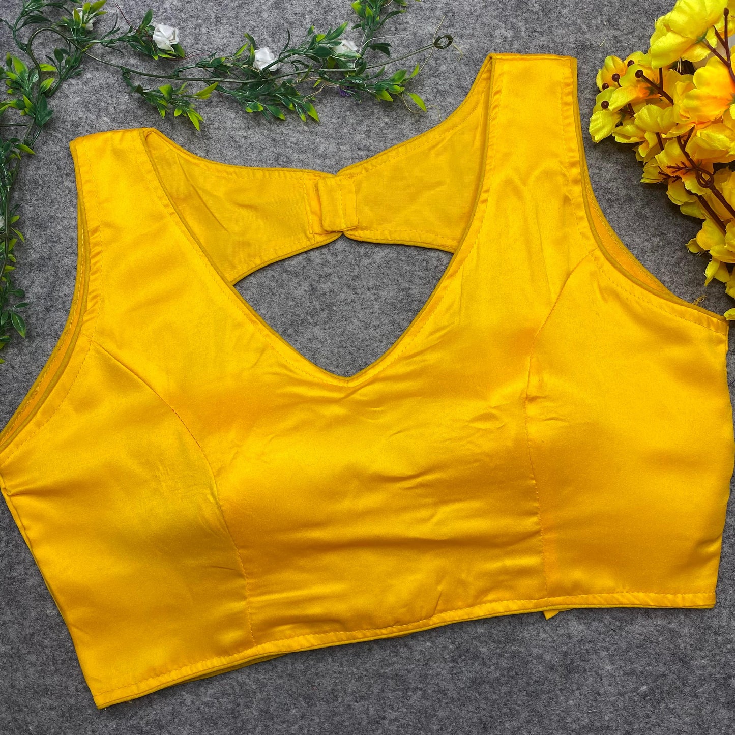 Semi-Satin Sleeveless Blouse Featuring Heart-Shaped Back Design