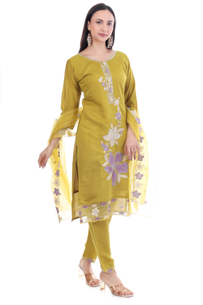 Women Yellow Embroidered Kurta Set with Dupatta
