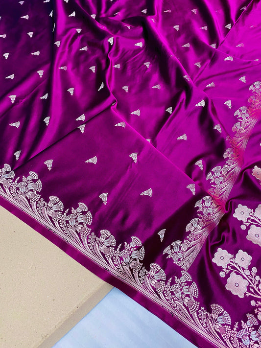 Magenta Banarasi Mashru Base Katan Soft Silk Saree with Silver Zari Floral Border - Baranashe - Magenta Banarasi Mashru Base Katan Soft Silk Saree with Silver Zari Floral Border