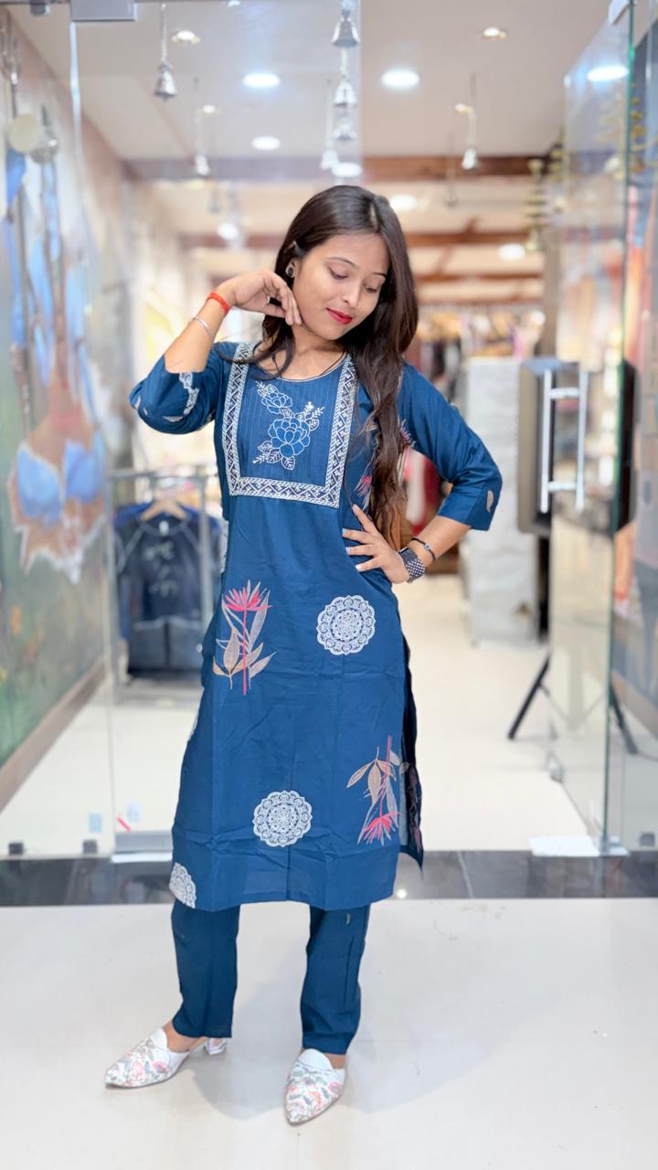 Royal Teal Floral Motif Kurta & Straight Pant Set