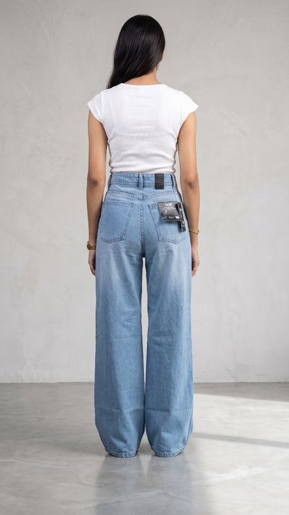 Banarashe High-Waisted Light Blue Wide-Leg Jeans