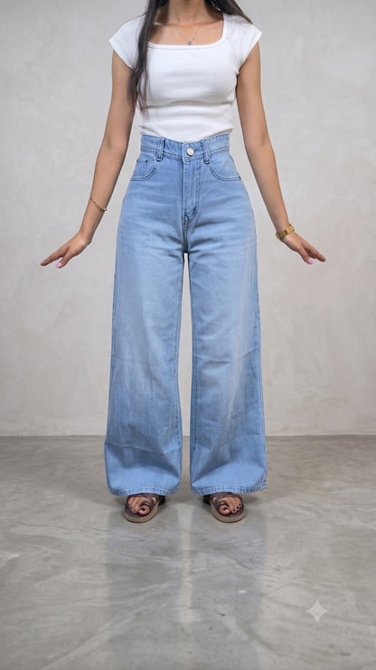 Banarashe High-Waisted Light Blue Wide-Leg Jeans