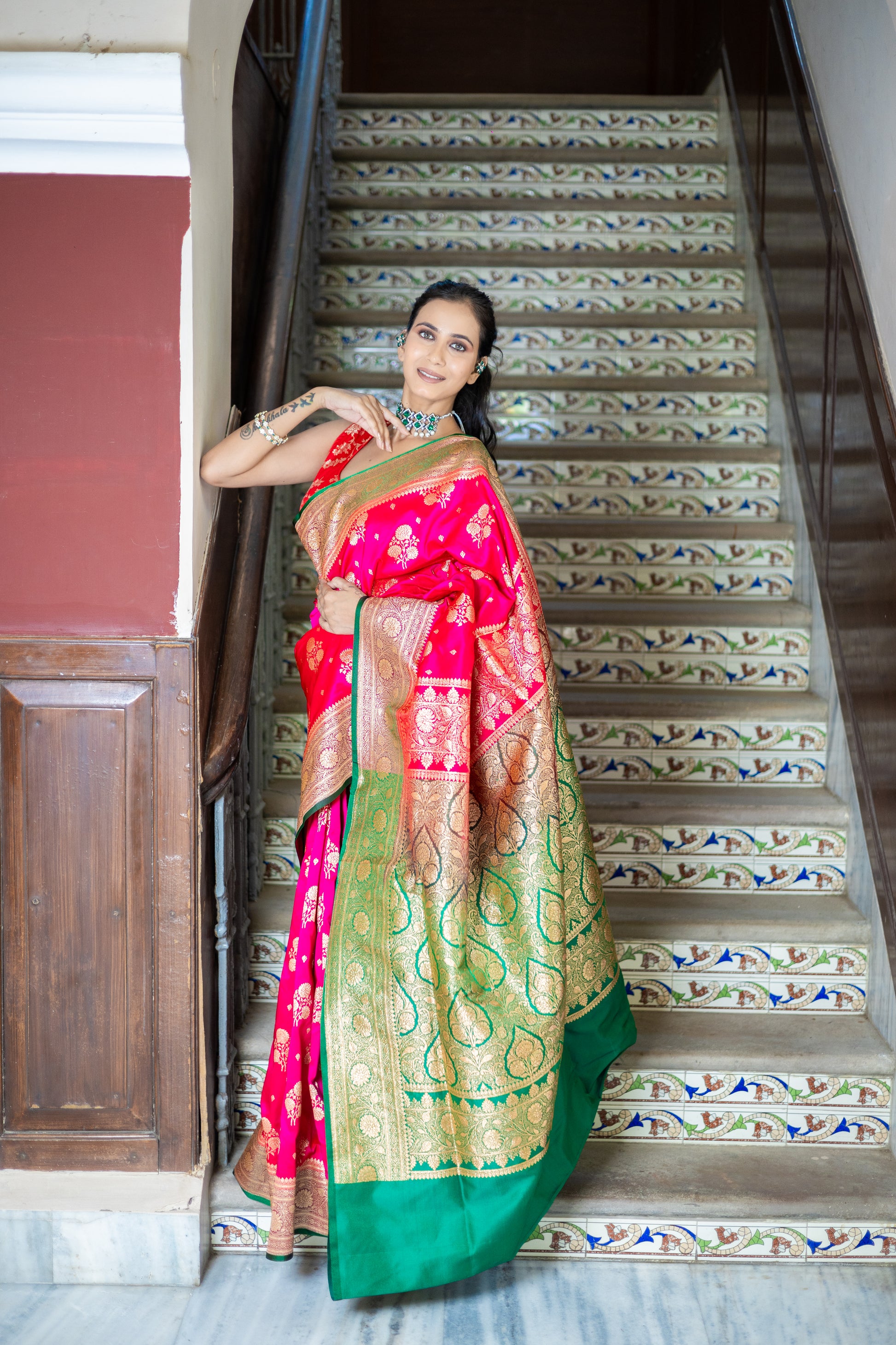 Motiya Pink Banarasi with green border Pearl Pink